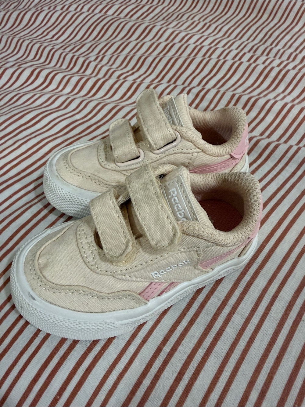 Reebok Kids Cream & Pink Velcro Sneakers